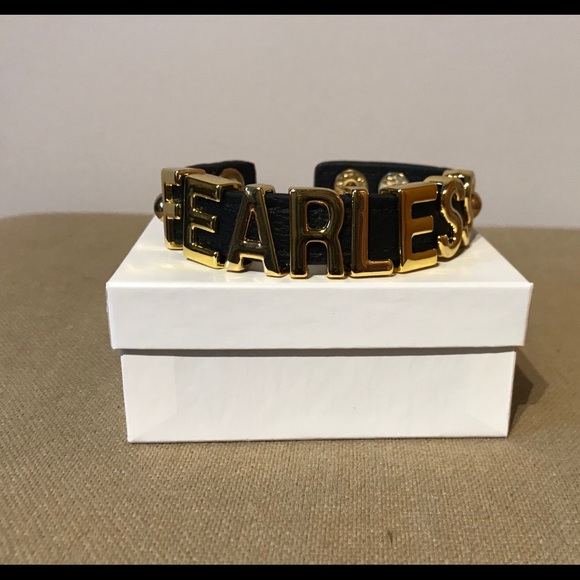 BCBG ‘Fearless’ bracelet - Picture 2 of 3